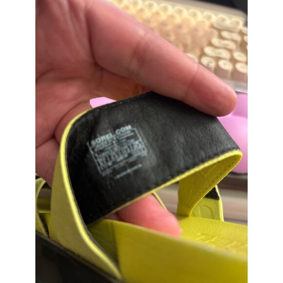 Sorel Womens Roaming Sport Slide Sandals Yellow Bolt & Black Casual Wear - Picture 15 of 15